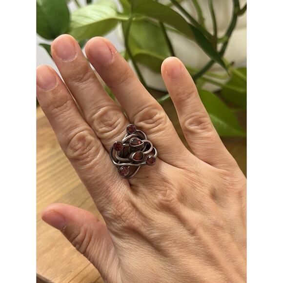Size 7 Artisan Vintage Garnets Cluster Bendy Ring Stamped 925 Sterling Silver - Picture 2 of 9